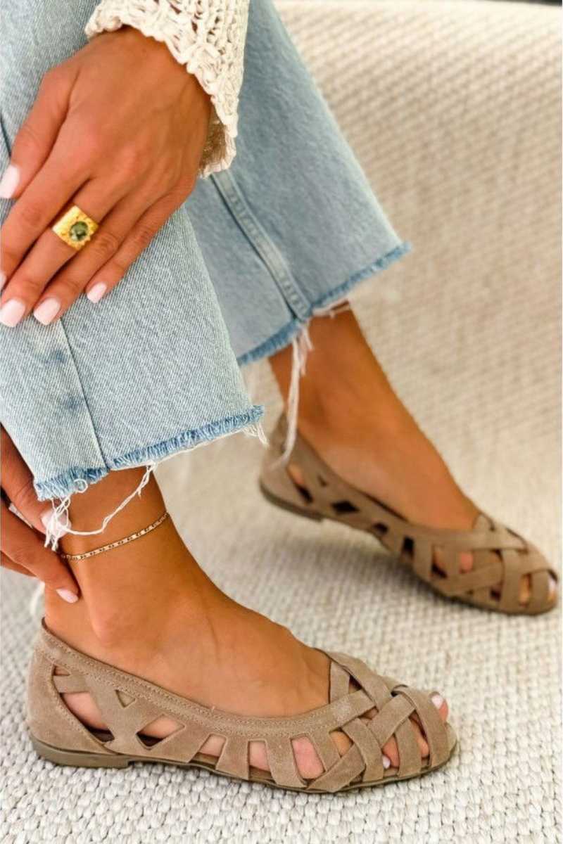 Deira | Sandalias Planas de Punta Abierta y Tejido Entrecruzado para Verano